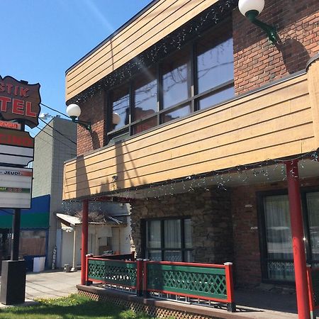 Motel Rustik Châteauguay Heights Extérieur photo