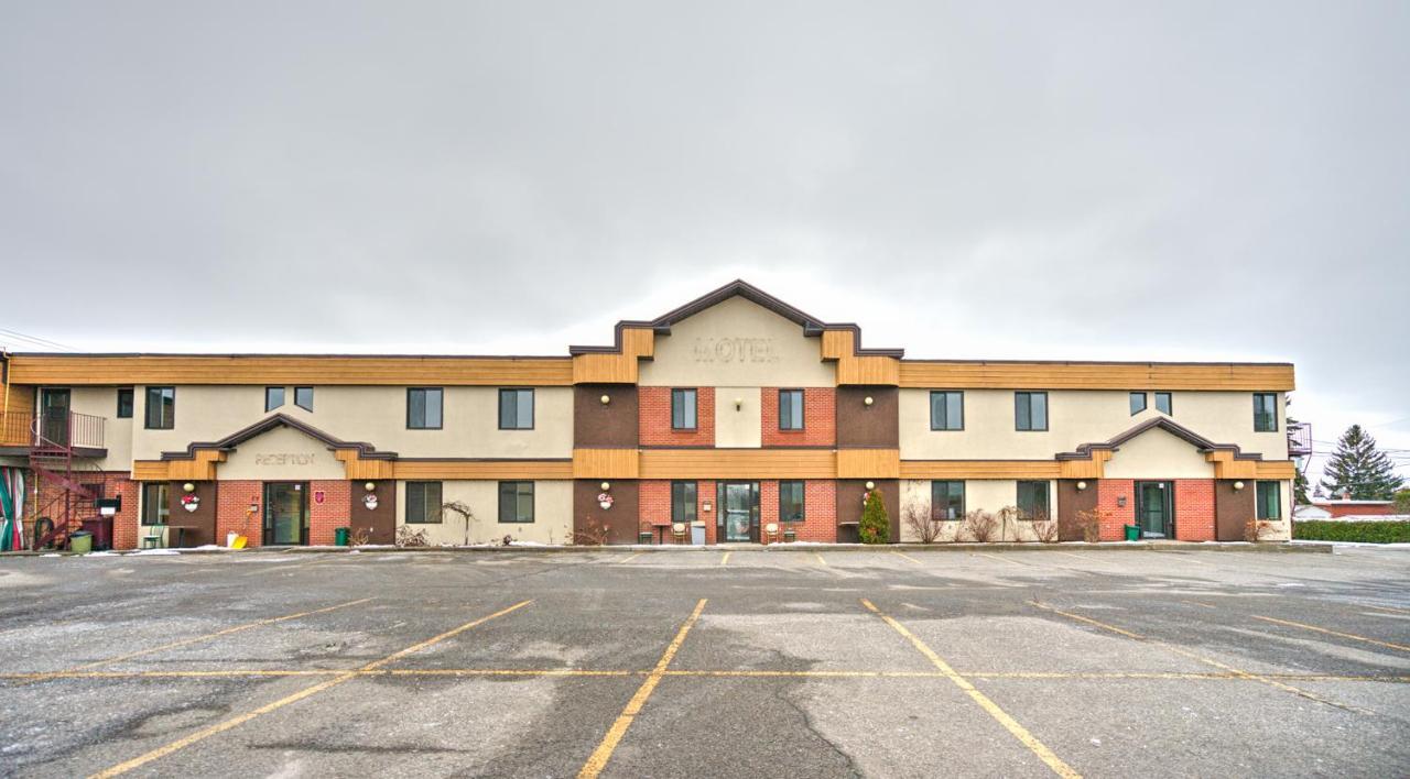 Motel Rustik Châteauguay Heights Extérieur photo
